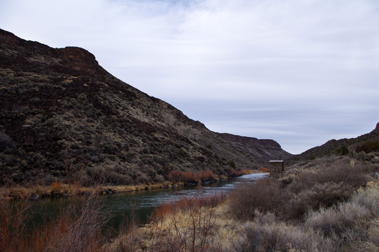 Stephen E. Reynolds Gaging Station near Pilar, NM