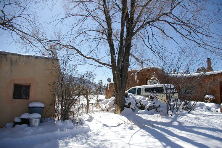 A winter scene in Llano Quemado south of Taos.