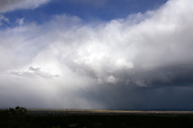 A huge snow shower covers Taos, NM